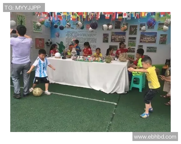 捏泥人艺术与足球明星结合的创意之旅探索与分享