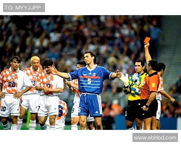 感动人心的足球明星背后的故事与激情瞬间